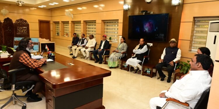 झारखंड मंत्रिपरिषद की बैठक: मुख्यमंत्री हेमन्त सोरेन ने दिए महत्वपूर्ण निर्देश
