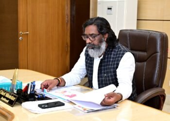 मुख्यमंत्री के आदेश पर कैमरून में फंसे श्रमिकों के वेतन की प्रक्रिया शुरू, जालसाज नियोजकों पर प्राथमिकी दर्ज