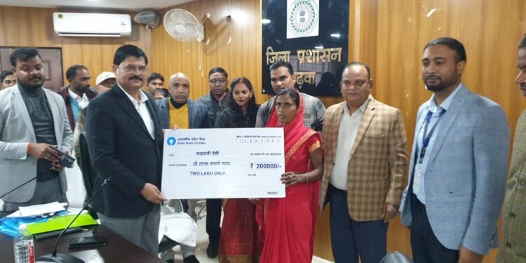 गढ़वा: प्रधानमंत्री सुक्ष्म खाद्य उद्यम उन्नयन योजना (PMFME) की समीक्षा बैठक: लाभुकों के लिए नई उम्मीदें