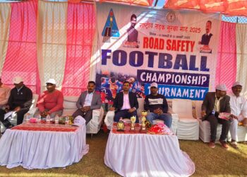 गढ़वा: सड़क सुरक्षा फुटबॉल मैच का आयोजन: जागरूकता के लिए खेल का इस्तेमाल