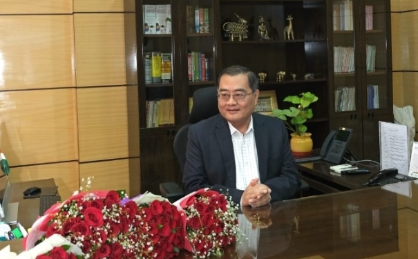 एल ख्यांगते बने जेपीएससी के अध्यक्ष: 6 महीने बाद अध्यक्ष पद पर नियुक्ति