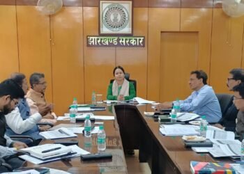 रांची: रूरल इंफ्रास्ट्रक्चर डेवलपमेंट फंड के तहत योजनाओं पर प्रगति लाने का आह्वान