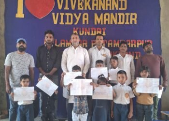 पलामू: शानदार परिणाम! विवेकानंद विद्या मंदिर के छात्रों ने दिखाया दम, 100% सफलता दर