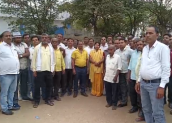 पलामू जिले में सुप्रीम कोर्ट के आदेश पर 251 अनुसेवकों की बर्खास्तगी! विवादित बहाली प्रक्रिया पर मचा बवाल