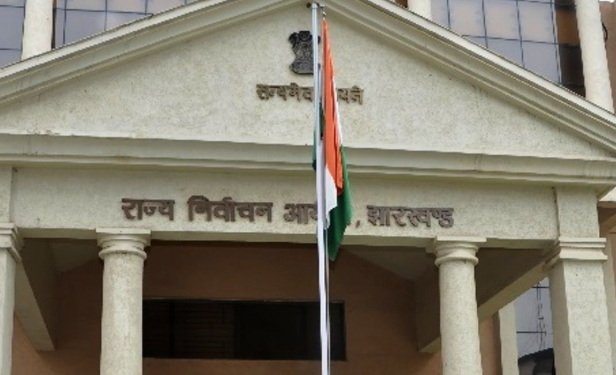 झारखंड में निर्वाचन आयुक्त का कार्यकाल खत्म: नगर निकाय चुनावों में और देरी की आशंका!