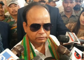 सदन में गरमाया माहौल! इरफान अंसारी का सोनू पर तंज, गोड्डा नर्सिंग कॉलेज बना मुद्दा