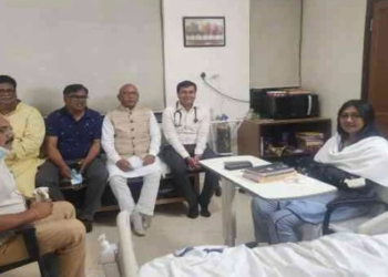 सरयू राय ने अस्पताल में की वित्त मंत्री और राज्यसभा सदस्य से मुलाकात, पूछा कुशलक्षेम