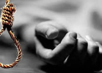 धनबाद में 14 वर्षीय छात्र की संदिग्ध मौत: हत्या या आत्महत्या?