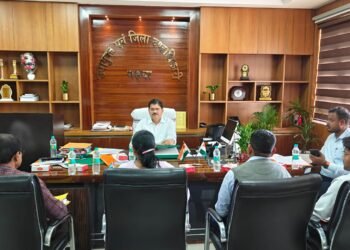 गढ़वा: उपायुक्त की अध्यक्षता में DCDC एवं JWC की बैठक सम्पन्न: सहकारिता आंदोलन को मिली नई दिशा