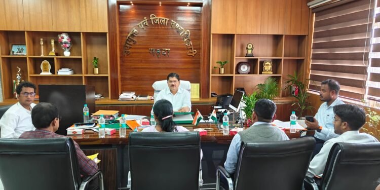 गढ़वा: उपायुक्त की अध्यक्षता में DCDC एवं JWC की बैठक सम्पन्न: सहकारिता आंदोलन को मिली नई दिशा