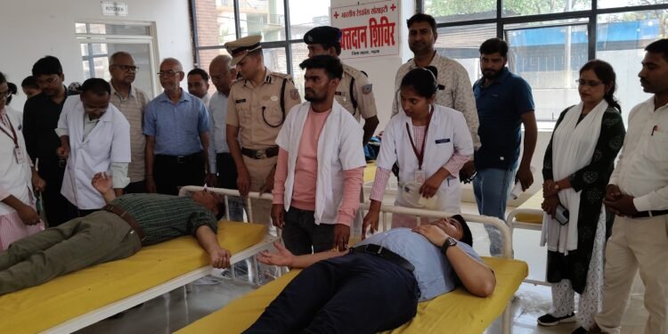 गढ़वा में मेगा रक्तदान शिविर: मानवता की सेवा का अप्रतिम उदाहरण