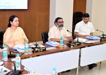 झारखंड सरकार की उच्च स्तरीय समीक्षा बैठक: विकास योजनाओं को जनता तक पहुंचाने के लिए मुख्यमंत्री का बड़ा कदम