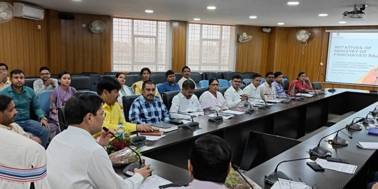 गढ़वा: पंचायतों का गौरव: राष्ट्रीय पंचायत राज दिवस पर सजी रंगारंग कार्यशाला