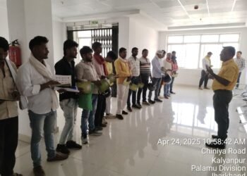 गढ़वा: मोटरसाइकिल चालकों के लिए सड़क सुरक्षा: नियमों की जागरूकता से हादसों पर लगेगी लगाम