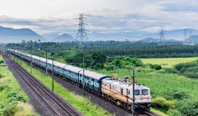 यात्रियों की सुविधा के लिए शुरू हुई समर स्पेशल ट्रेन: रांची से नई दिल्ली तक आरामदायक यात्रा