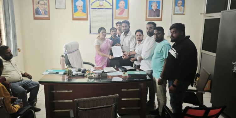 रामगढ़ में छात्रों की हुंकार: आजसू छात्र संघ ने चितरपुर महाविद्यालय में उठाई अंक प्रमाण पत्र की गड़बड़ी की आवाज!