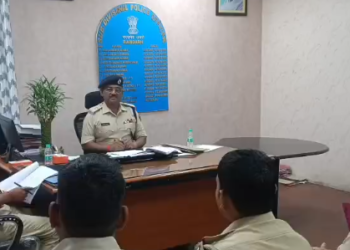 रामगढ़ में क्राइम पर नकेल: SDPO परमेश्वर प्रसाद की अपराध गोष्ठी, हत्या-लूट से लेकर लंबित केसों पर सख्ती!