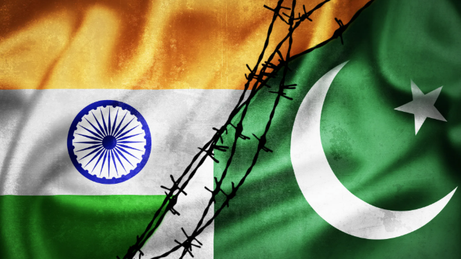 भारत-पाक सीजफायर के बाद सैन्य खुलासा: कर्नल सोफिया कुरैशी और विंग कमांडर व्योमिका सिंह ने पाकिस्तान की झूठी दावों की खोली पोल!