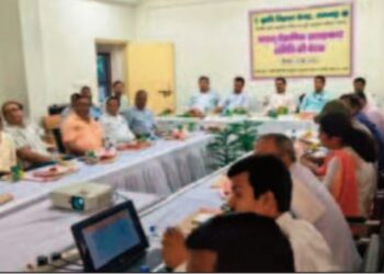 कृषि क्रांति का नया अध्याय: मांडू कृषि विज्ञान केंद्र में वैज्ञानिक सलाहकार समिति की बैठक ने खोले समृद्धि के द्वार!