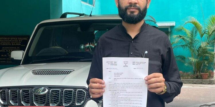 रामगढ़ छावनी में जल संकट की पुकार: सांसद प्रतिनिधि धनंजय पुटूस ने CEO को सौंपा मांग पत्र, मांगा तत्काल समाधान!