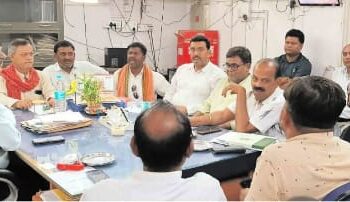 तोपा में CCL प्रबंधन और विस्थापितों की निर्णायक वार्ता: नौकरी, मुआवजा और 75% स्थानीय हिस्सेदारी की मांग ने पकड़ा जोर!