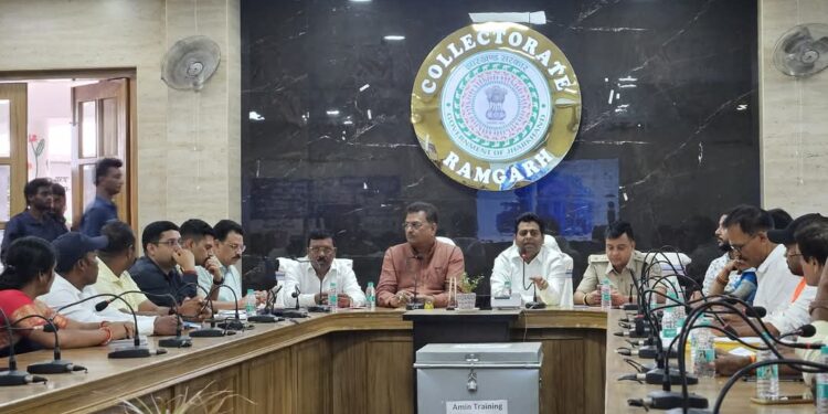 रामगढ़ में पीवीयूएनएल विवाद: सांसद मनीष जायसवाल की मध्यस्थता, विस्थापितों के हक के लिए त्रिपक्षीय वार्ता!