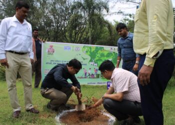 रामगढ़ में नमामि गंगे के तहत विश्व पर्यावरण दिवस पर वृक्षारोपण की धूम!