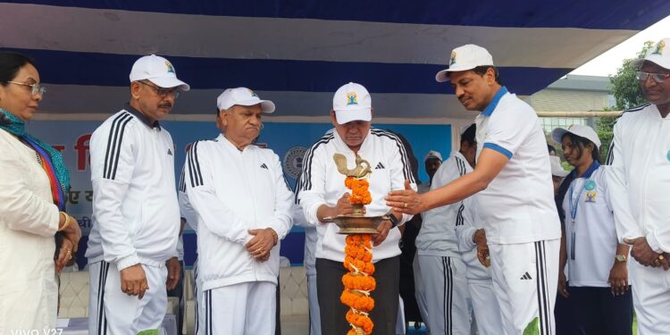 11वाँ अंतरराष्ट्रीय योग दिवस: रांची में भव्य योग उत्सव, स्वास्थ्य मंत्री बोले- “योग से बनेगा स्वस्थ झारखंड!