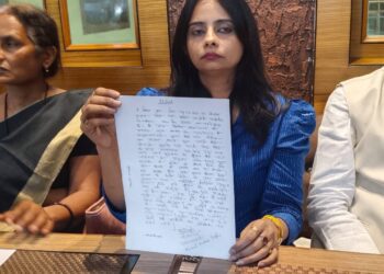 रामगढ़ में इंसाफ की जंग: श्वेता सिंह बोलीं- “भाई की मौत का दुख झेला, अब मुझ पर झूठा आरोप!