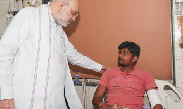 मौत के मंजर से बचा बेगूसराय का रितेश: अहमदाबाद विमान हादसे में मेडिकल छात्र की आपबीती, अमित शाह ने जाना हाल!