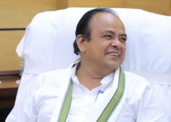 इंसानियत की जीत! झारखंड में स्वास्थ्य मंत्री इरफान अंसारी का ऐतिहासिक फैसला: अब प्राइवेट अस्पताल नहीं रोक सकेंगे शव!