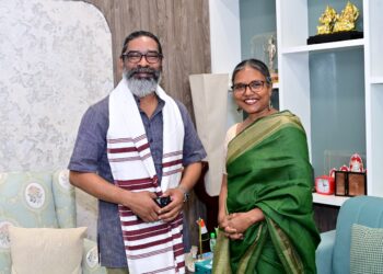 झारखंड की बेटी का गौरव: CM हेमन्त सोरेन ने UNESCO को-चेयर डॉ. सोनाझारिया मिंज को दी बधाई!