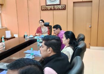 हर घर जल का सपना साकार: झारखंड की मुख्य सचिव अलका तिवारी ने जल जीवन मिशन की समीक्षा में DC से मांगा नेतृत्व!