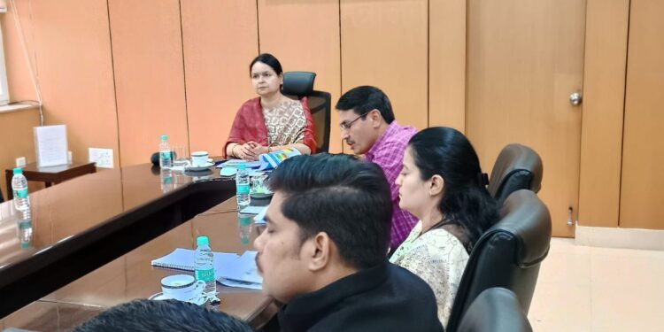 हर घर जल का सपना साकार: झारखंड की मुख्य सचिव अलका तिवारी ने जल जीवन मिशन की समीक्षा में DC से मांगा नेतृत्व!