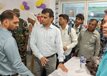 गढ़वा में जमीन विवाद का अंत! उपायुक्त दिनेश यादव की अगुवाई में शांतिपूर्ण समाधान के लिए बड़ी बैठक!