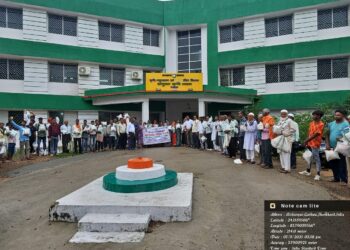 गढ़वा में दलहन क्रांति की शुरुआत! 78 किसानों को अरहर मिनी किट वितरण, उत्पादकता बढ़ाने का संकल्प!