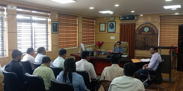 रामगढ़ में गंगा की स्वच्छता की नई पहल: उपायुक्त फैज अक अहमद मुमताज ने जिला गंगा समिति को दिए सख्त निर्देश!