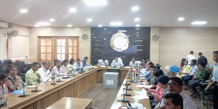 रामगढ़ में वित्तीय समावेशन की नई उड़ान: उपायुक्त ने KCC, PMFME और मुद्रा लोन को दी रफ्तार!