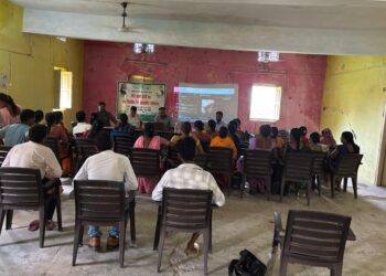 गढ़वा में सख्ती की हवा: डंडई प्रखंड के एक दर्जन कर्मियों पर उपायुक्त की दंडात्मक कार्रवाई!