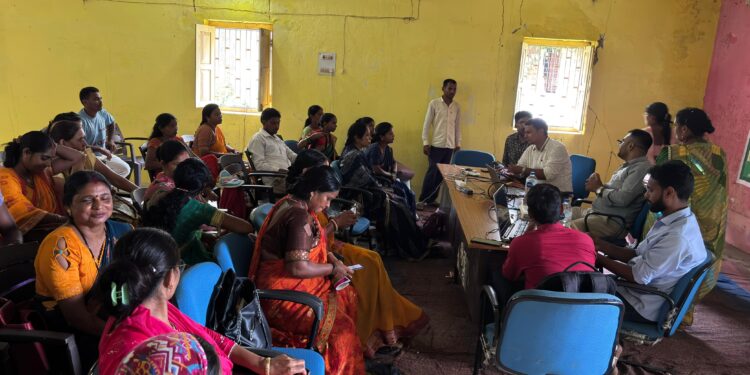 गढ़वा में सख्ती की हवा: डंडई प्रखंड के एक दर्जन कर्मियों पर उपायुक्त की दंडात्मक कार्रवाई!