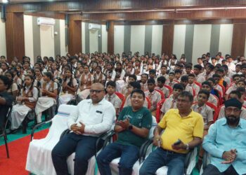 ताल और तमाशा का रंगारंग मंच: श्री अग्रसेन स्कूल भुरकुंडा में सामाजिक मुद्दों पर बंधा समा!