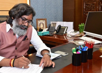 मुख्यमंत्री हेमन्त सोरेन की केंद्र से बड़ी मांग: 13,299.69 करोड़ रुपये की बकाया राशि माफ करने का अनुरोध!