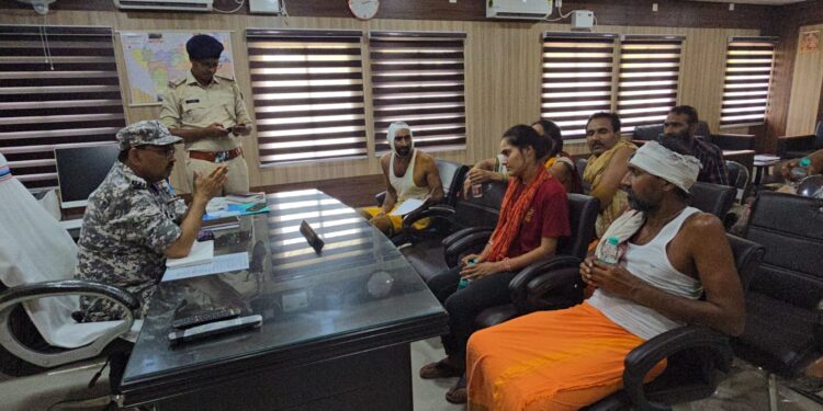 पलामू में पुलिस बनी जनता की हमदर्द: डीआईजी नौशाद आलम की संवेदनशील पहल से बढ़ा भरोसा!