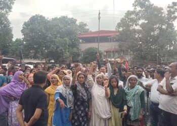 रामगढ़ में सनसनीखेज घटना: यौन शोषण के आरोपी आफताब अंसारी पुलिस हिरासत से फरार!