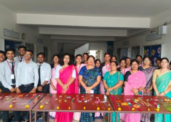 रामगढ़ में राखी मेकिंग का रंगारंग उत्सव: बीएड छात्रों ने बिखेरी अपनी प्रतिभा!