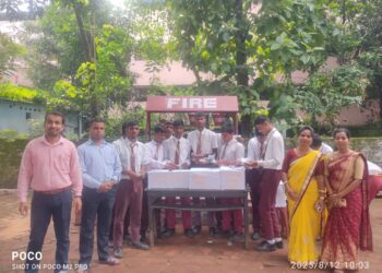 ए’ला एंगलाइज में लोकतंत्र की नई उड़ान: बाल संसद चुनाव में छात्रों ने दिखाया जोश, पारदर्शी मतदान की मिसाल!