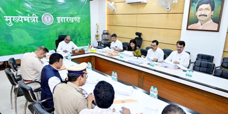 झारखंड में 51 कैदियों को नई जिंदगी का तोहफा: मुख्यमंत्री हेमन्त सोरेन की अध्यक्षता में सजा पुनरीक्षण पर्षद की 35वीं बैठक में बड़ा फैसला!