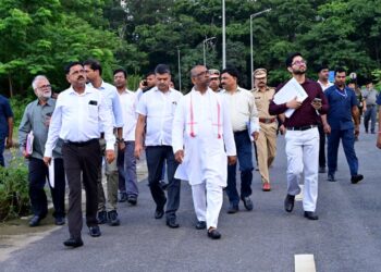 रांची को स्मार्ट सिटी की सौगात: मुख्यमंत्री हेमन्त सोरेन ने धुर्वा कन्वेंशन सेंटर का लिया जायजा, बड़ी योजना का आदेश!