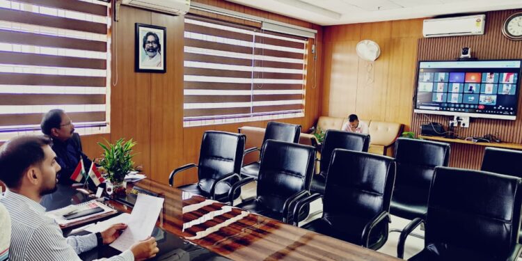 गढ़वा में अब हर माह अंचल और थाना दिवस: उपायुक्त दिनेश यादव का बड़ा ऐलान, भूमि विवाद पर त्वरित कार्रवाई का वादा!