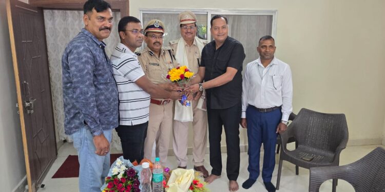 सूबेदार विजय शर्मा की सम्मानजनक विदाई: डीआईजी नौशाद आलम के प्रयास से रिटायरमेंट के दिन मिली प्रोन्नति, गर्व का पल!